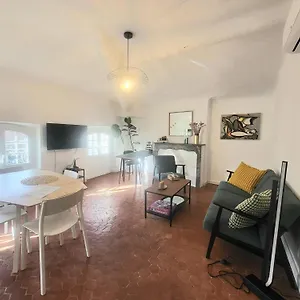 apt-logement-au-coeur-de-marseille-le-stassi.fr-provencehotel.com/